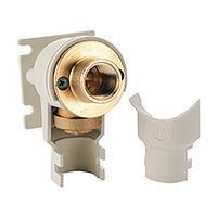 Угловой установочный фитинг GIACOMINI в кожухе 1/2 x16 (RC573Y007)